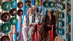 صناعة وبيع الفخر بقرية كولالان الأفغانية