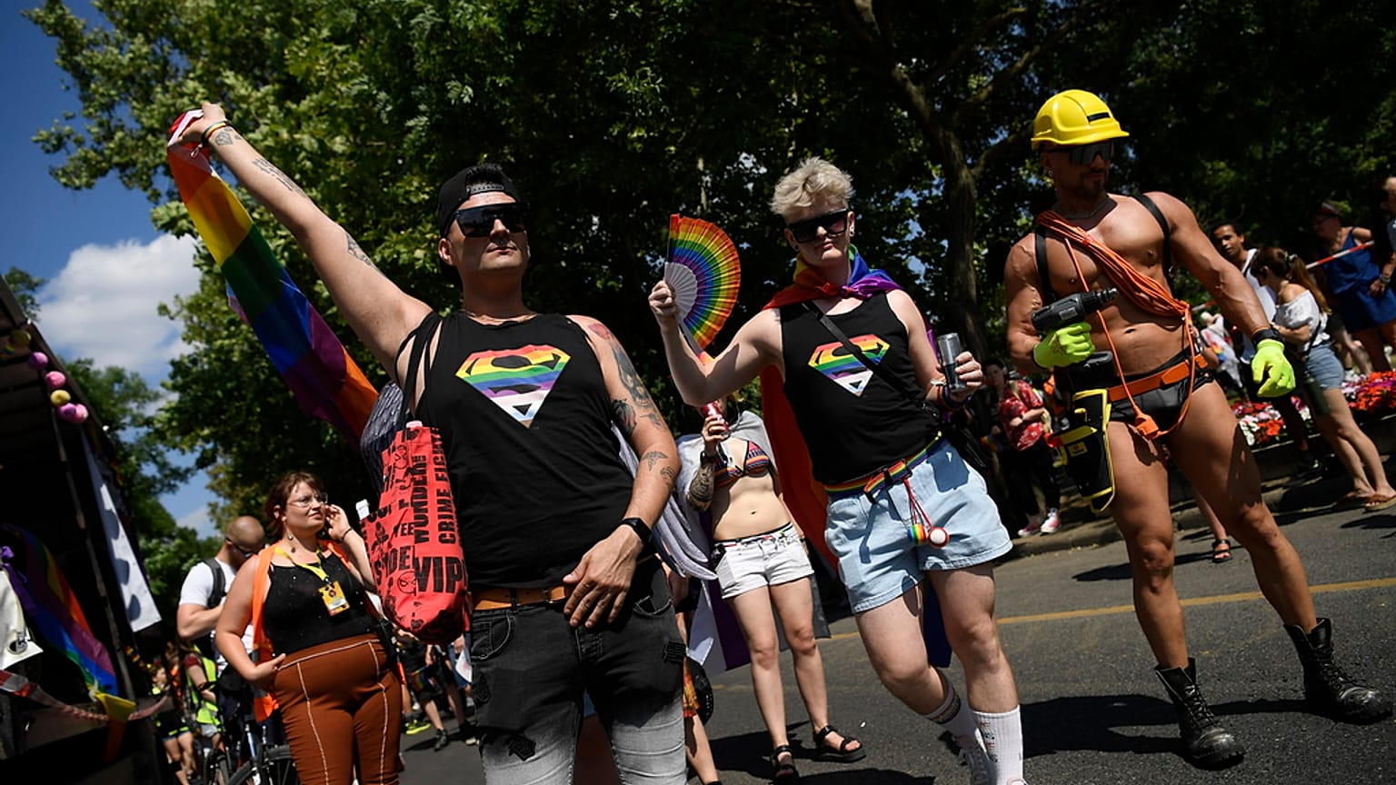 Teilnehmende des 28. Pride Budapest am 15. Juli 2023