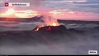 La erupción de un volcán en Islandia comenzó el lunes en un valle deshabitado cerca de la montaña Litli-Hrútur