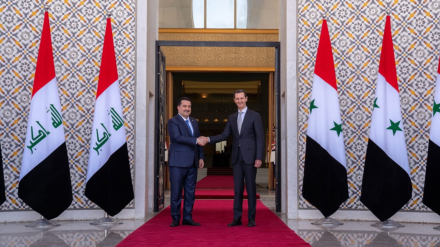 الرئيس السوري بشار الأسد يستقبل رئيس الوزراء العراقي محمد شياع السوداني في دمشق 16/07/2023