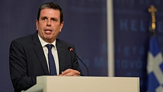 وزير الهجرة اليوناني