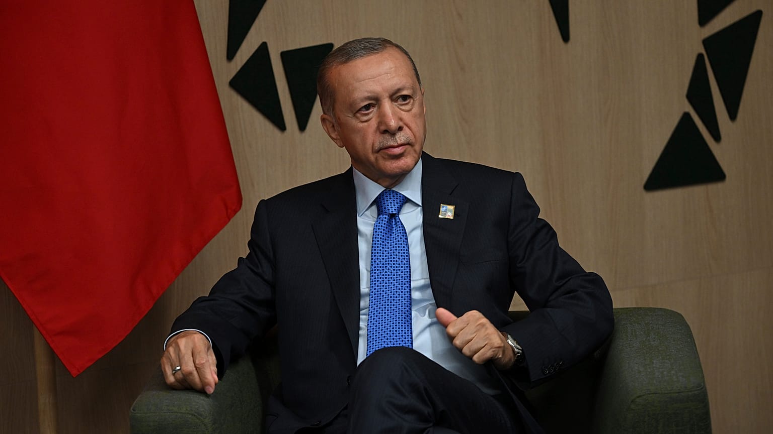 الرئيس التركي رجب طيب إردوغان في اجتماع الناتو
