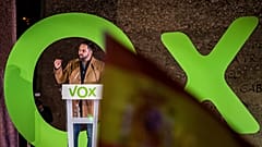 El candidato del partido ultraderechista español Vox, Santiago Abascal, da un discurso durante el acto de cierre de campaña electoral en Madrid, España, en noviembre de 2019.