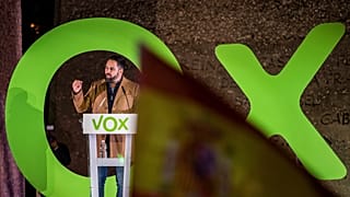 El candidato del partido ultraderechista español Vox, Santiago Abascal, da un discurso durante el acto de cierre de campaña electoral en Madrid, España, en noviembre de 2019.