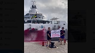 Yacht der Walmart-Erbin auf Ibiza nach Attacke