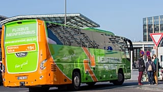 A FlixBus egyik busza Németországban