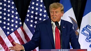 Donald Trump num ato de campanha em Elks Lodge, esta terça-feira