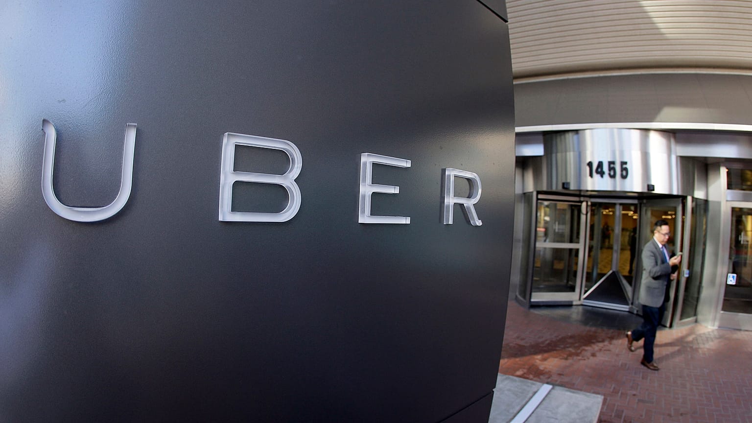 French parliamentary inquiry into Uber highlights social consequences of gig economy.