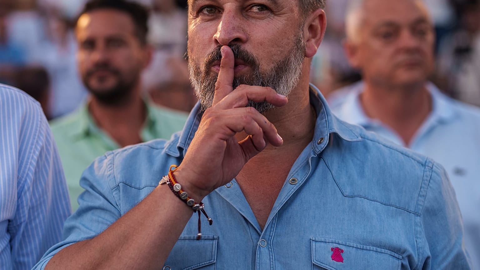 Il leader di Vox Santiago Abascal 