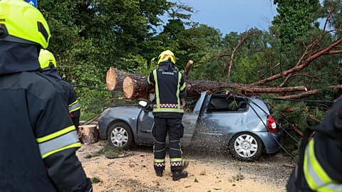 A powerful storm with strong winds and heavy rain hit Croatia and Slovenia.