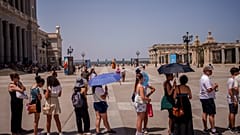 Очередь в музей в Мадриде