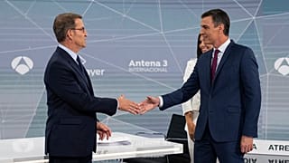 O candidato Alberto Nuñez Feijóo (PP) e o atual primeiro-ministro Pedro Sánchez (PSOE)