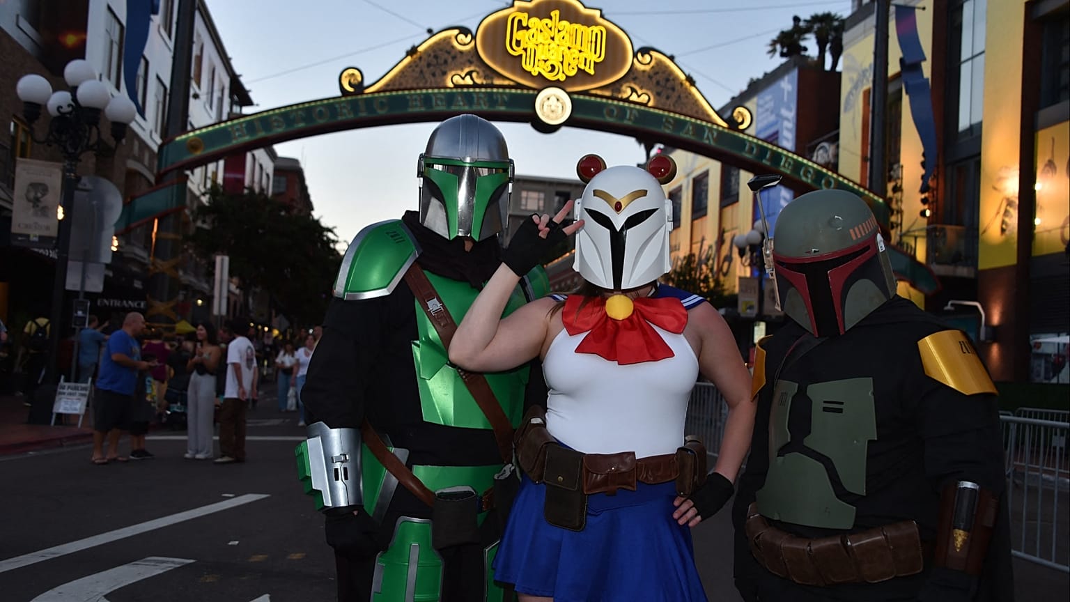 Des visiteurs du salon Comic-Con International de San Diego, jeudi 20 juillet 2023.