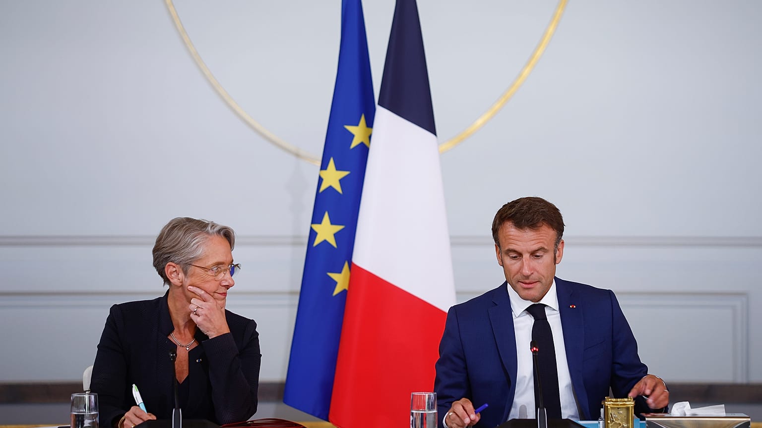 Macron remodeló su Gobierno con la entrada de ocho nuevos miembros. Sin embargo, decidió mantener la figura de Élisabeth Borne como primera ministra.