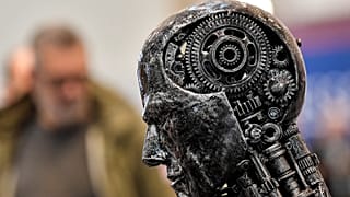 A mesterséges intelligenciát szimbolizáló alkotás a 2019-es esseni autókiállításon