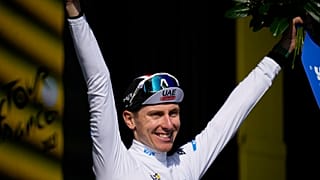 Tadej Pogacar a retrouvé le sourire trois jours après sa défaillance dans le col de la Loze