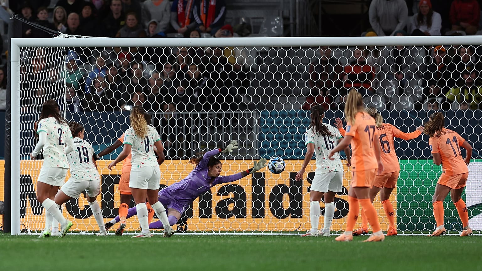 Países Baixos 1 - Portugal 0 