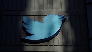 A Twitter által értékesnek tartott logótól válik meg Musk