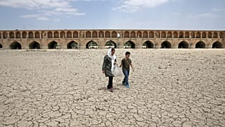بستر خشک زاینده رود در تابستان سال ۲۰۱۸