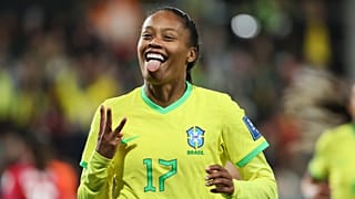 Ary Borges festeja estreia com três golos "à Ronaldinho Gaúcho"