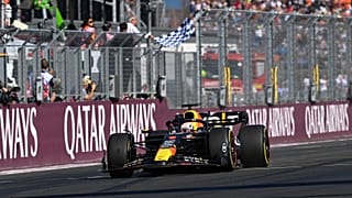 Max Verstappen, a Red Bull holland versenyzője a célban