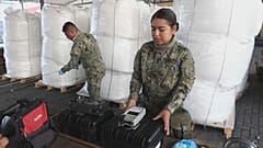 Controles de seguridad y búsqueda de estupefacientes en el Puerto de Manzanillo, en el Estado de Colima
