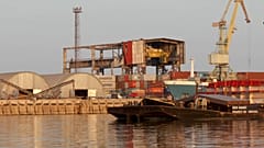 Der Hafen von Reni