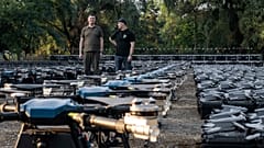 Equipamento militar para ajudar a Ucrânia a contra-atacar a invasão russa