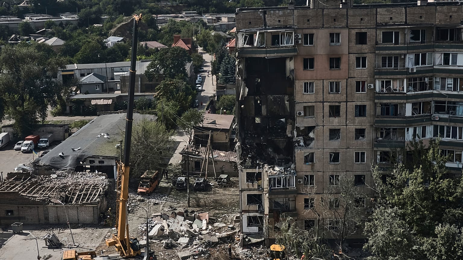 В жилой дом в Кривом Роге попала ракета