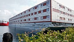 Die Bibby Stockholm am 21. Juli 2023 im Hafen von Portland