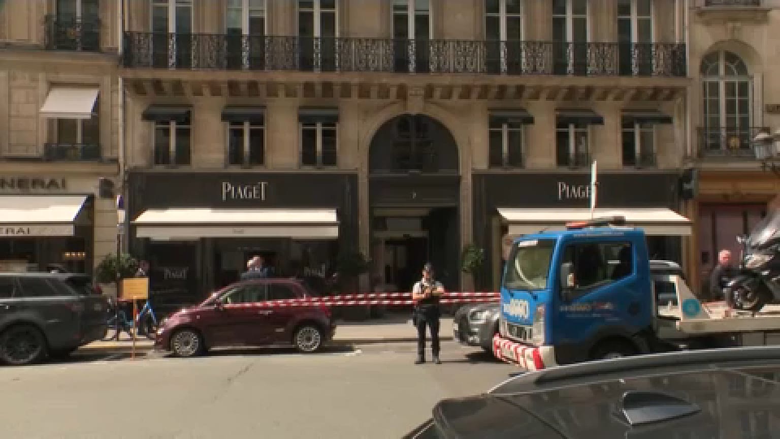 La boutique Piaget, Paris, le 1er août 2023