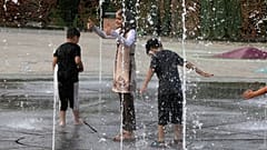 سراسر ایران به دلیل افزایش دمای هوا دو روز تعطیل شدند