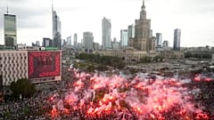 Церемония в центре Варшавы