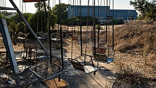 Το εγκαταλελειμμένο λούνα παρκ Τίβολι στη Λευκωσία