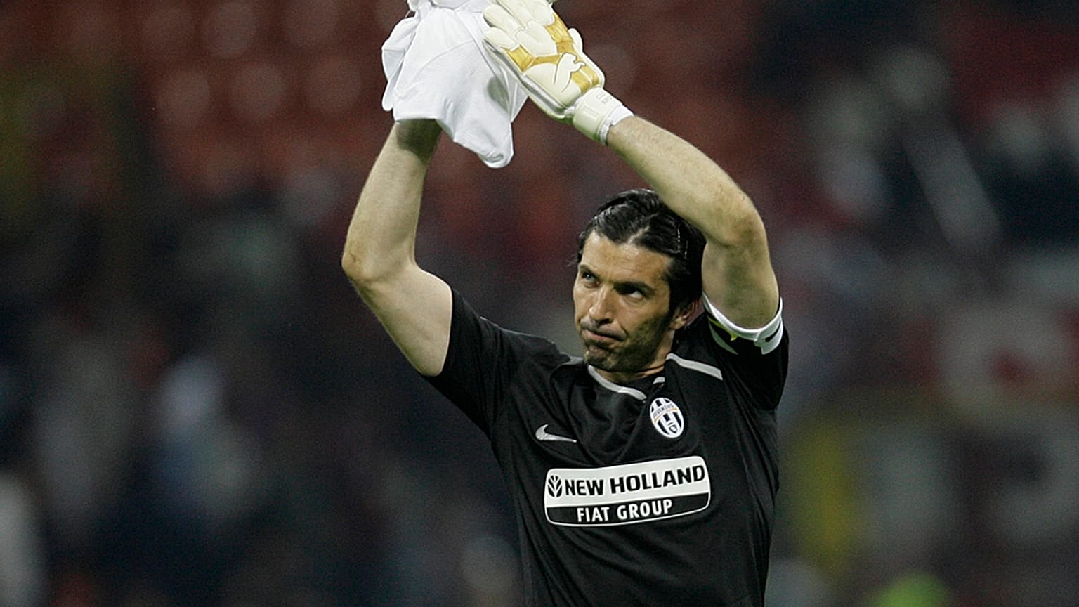 Adiós a una leyenda del fútbol. Gigi Buffon se retira