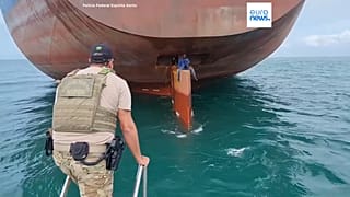 Ans Ruder geklammert über den Atlantik: von Lagos nach Brasilien