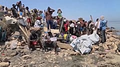 Gestrandete Migranten auf libyscher Seite der Grenze zu Tunesien