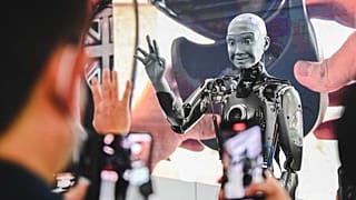 Yapay zeka kullanan bir robot