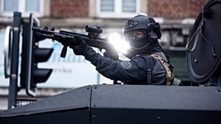 RAID polisi