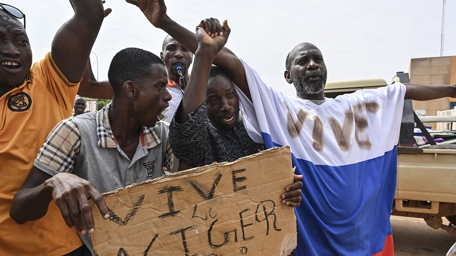Pro-Junta-Demonstranten in Niamey