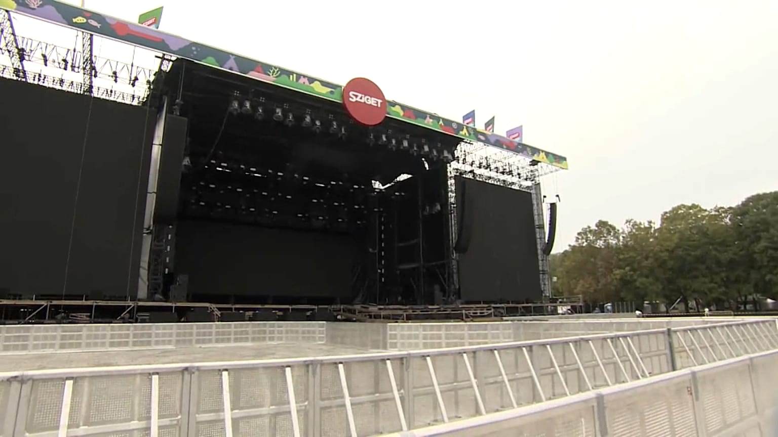El mayor festival de música de Europa comienza: Festival Sziget en Hungría