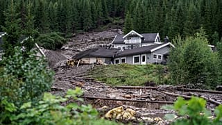 Un glissement de terrain a détruit des maisons à Valdres, Nord Aurdal, près de Bagn, en Norvège, le 8 août 2023.