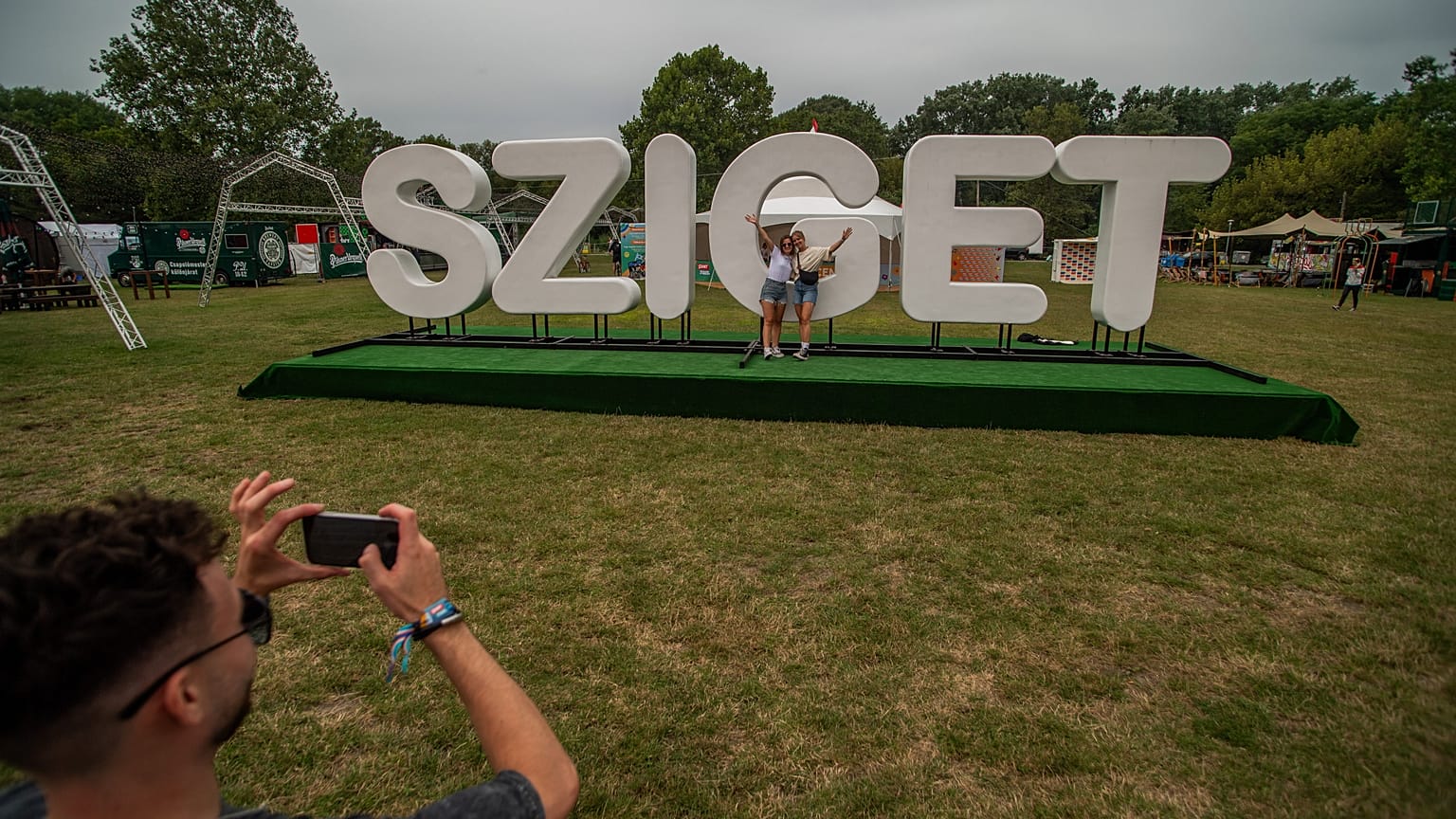 Sziget - Érkeznek a fesztiválozók