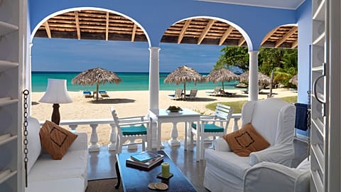 Die Aussicht von der Premier Verandah Suite des Jamaica Inn