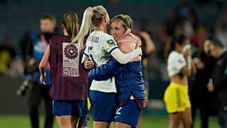 Las jugadoras de Inglaterra tras vencer a Colombia