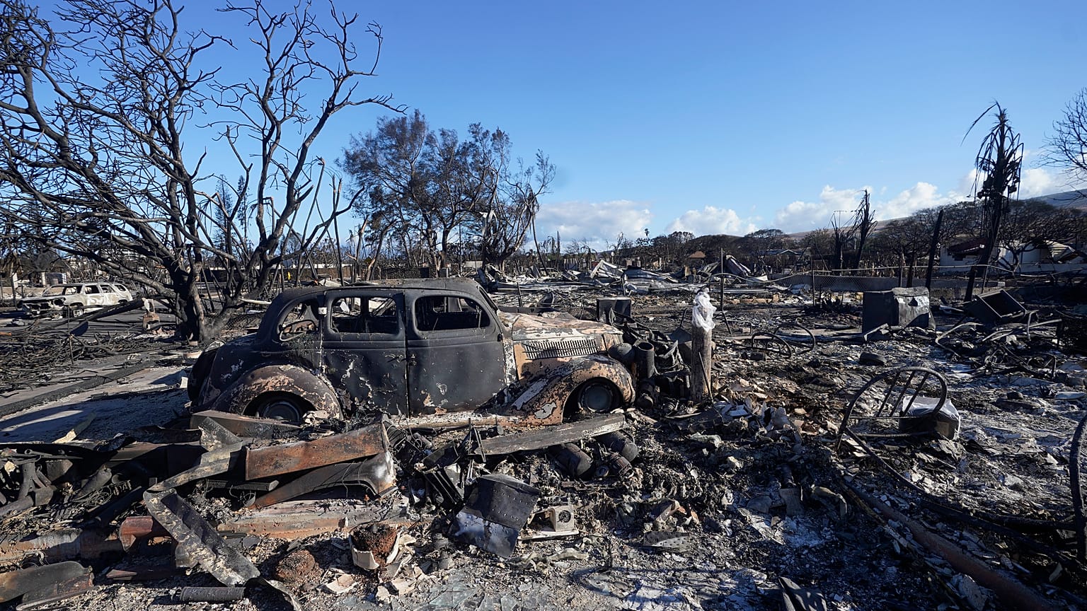 Los daños causados por un incendio forestal, el 12 de agosto de 2023, en Lahaina, Hawái.