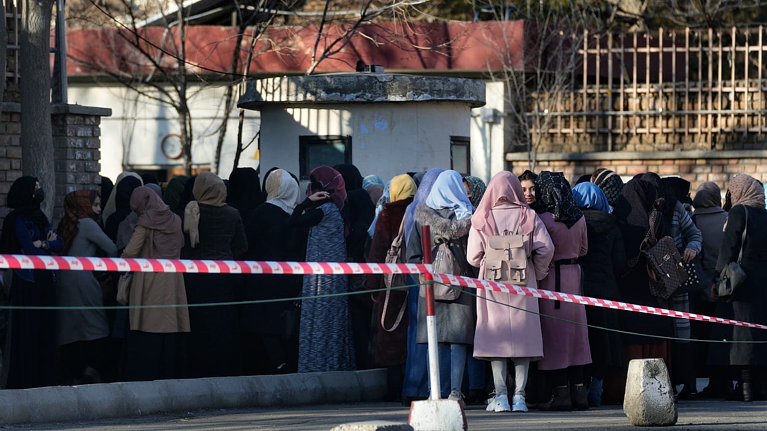 Afganistan'daki kız öğrenciler