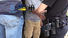 Eine der 19 Festnahmen in Spanien in Zusammenhang mit Menschenschmuggel