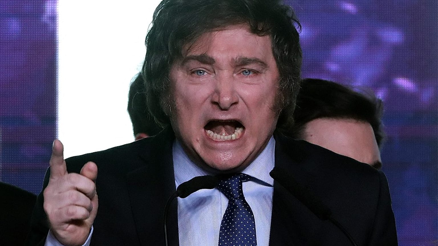 Javier Milei lors de son discours dimanche soir à Buenos Aires (Argentine).