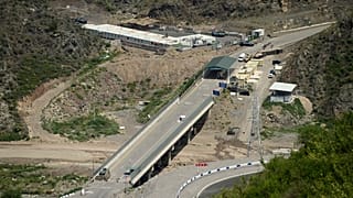 El conflicto de Nagorno Karabaj, el más antiguo en el espacio postsoviético.